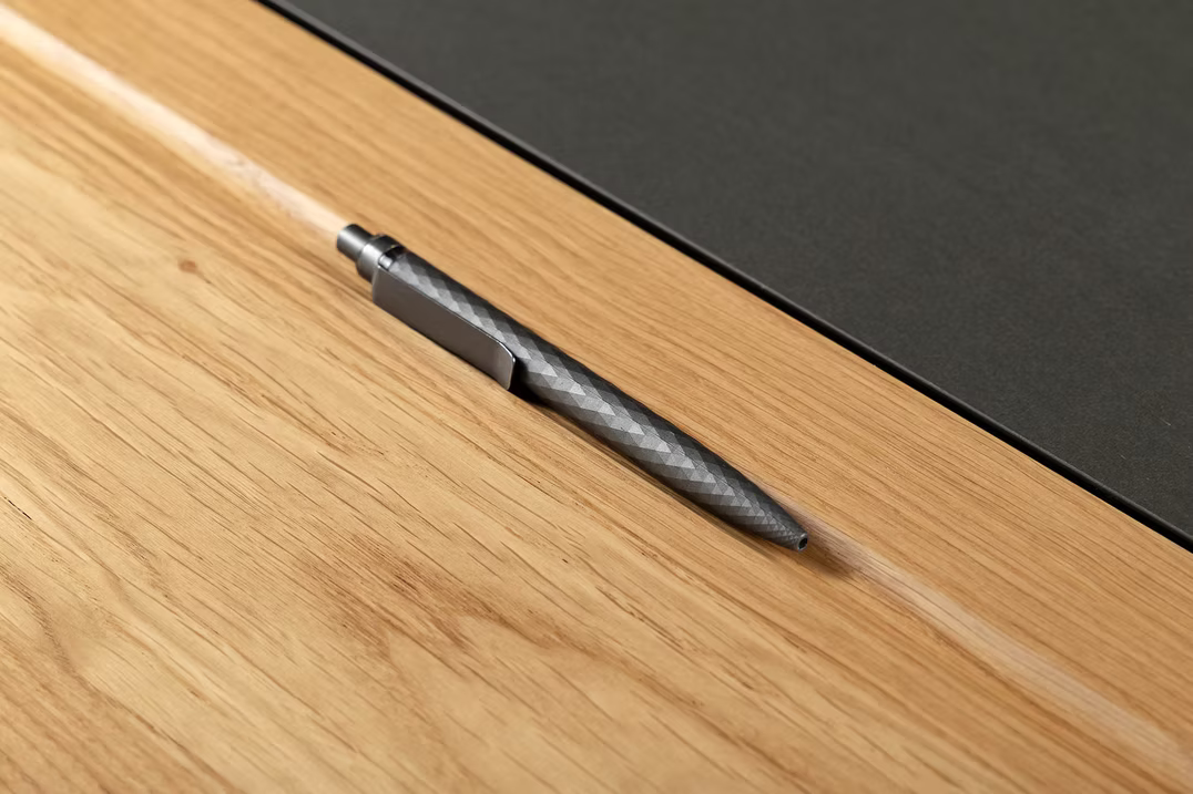 bulbaum "handgemaach" Schreibtisch "schaffplaatz"