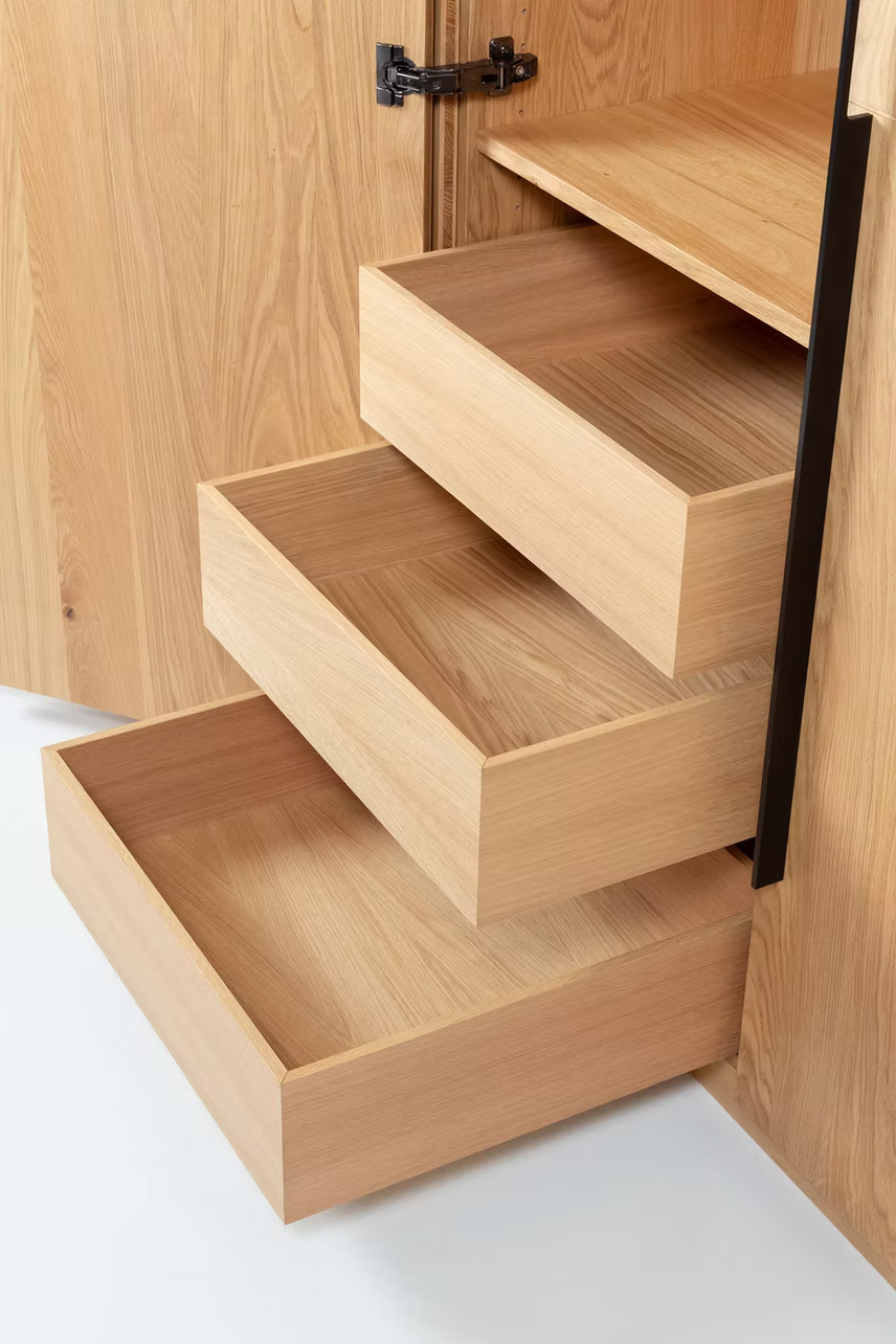 bulbaum "handgemaach" 3-türiger Kleiderschrank "klädaschaaf"